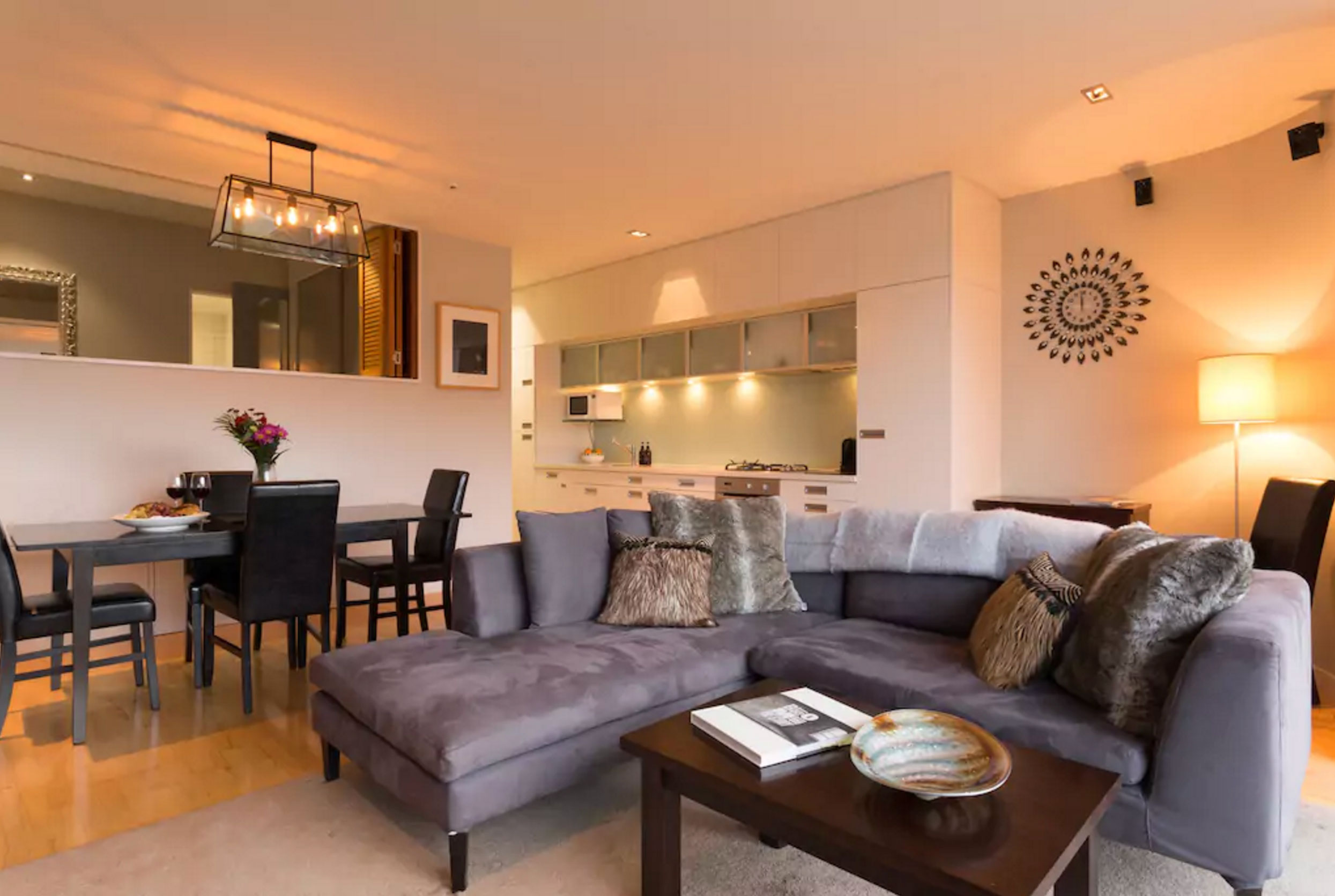 Open Plan lounge, kitchen and dining at luxury holiday accommodation in Queenstown Open Plan lounge, kitchen and dining at luxury holiday accommodation in Queenstown